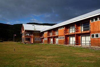 Hosteria Lago Tyndall Torres del Paine National Park Екстериор снимка
