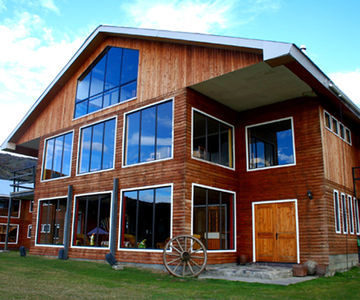 Hosteria Lago Tyndall Torres del Paine National Park Екстериор снимка